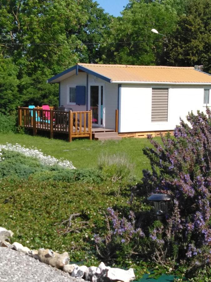 Le Haut Village Chambre D'Hotes Mobi-Loft Cosy Sauna ,Douche ,Chromotherapie Arrest Exterior foto